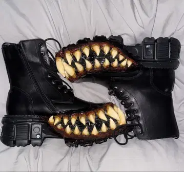 Venom boots [Upgrade Version]