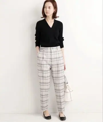이에나 울 체크 테이퍼드 팬츠 36