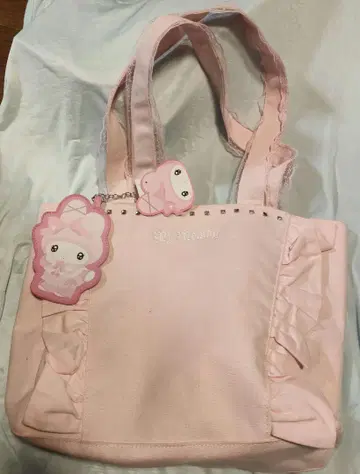 산리오 MM 토트백