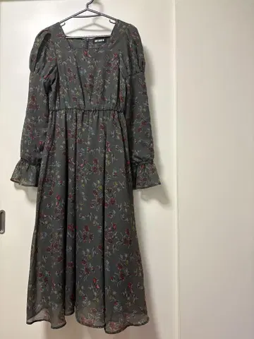 [ 새상품급 ] 마리콴트 꽃무늬 올 패턴 롱 원피스 퍼프 슬리브 그린