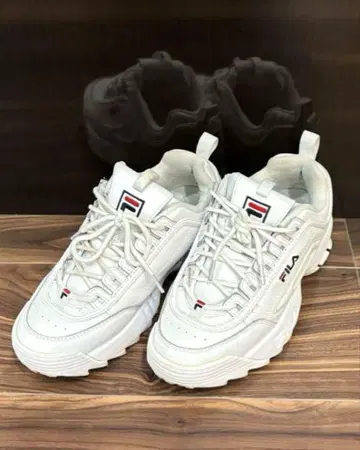 휠라 디스럽터 2 23.5cm