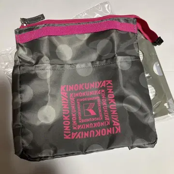 키노쿠니야의 넉넉한 보냉 파우치(도트)