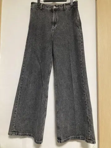 그레이 부츠컷 데님