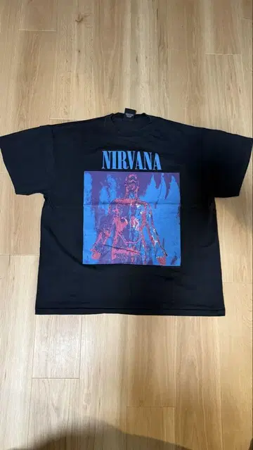 NILVANA 너바나 T셔츠