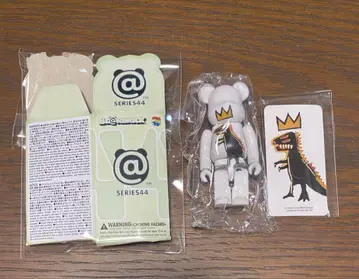 BE@RBRICK 베어브릭 시리즈 44 바스키아