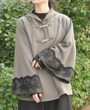axes femme 종이상자 니트 판초