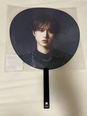 INI 오자키 타쿠미 부채 XQUARE