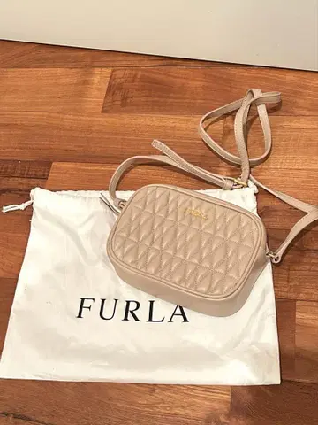 FURLA 훌라 퀼팅 숄더백/핑크 베이지