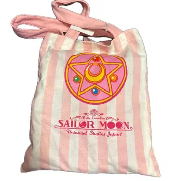 세일러문 x 유니버셜 룸웨어 세트