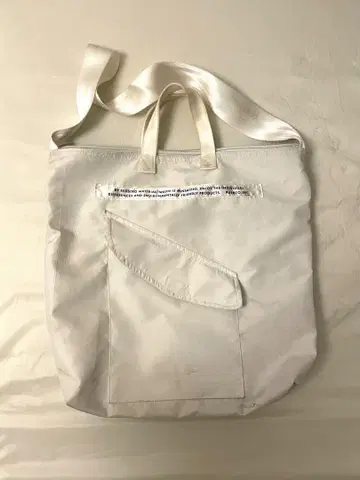puebco 백 화이트