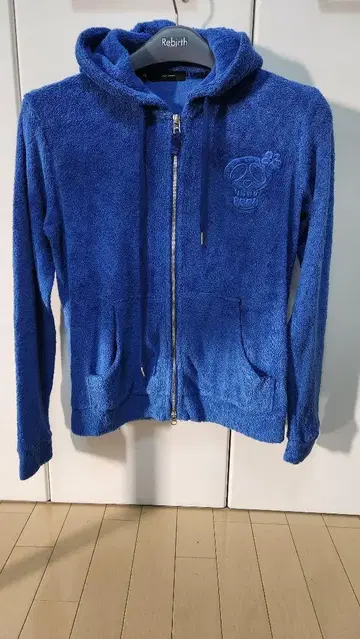 Joey's Charmer XS 파란색 후드티