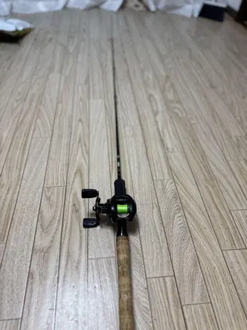 ABU GARCIA PROMAX 베이트 릴 블랙/골드 코르크 핸들