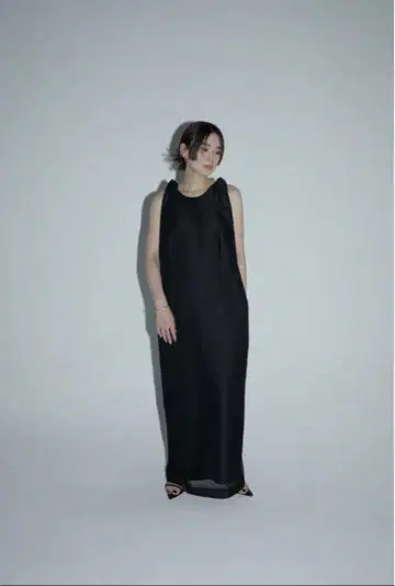 [ louren ] back cross lace dress