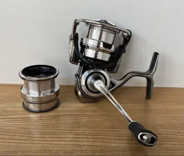 18 이그지스트 LT-2500 다이와 Daiwa EXIST 스피닝