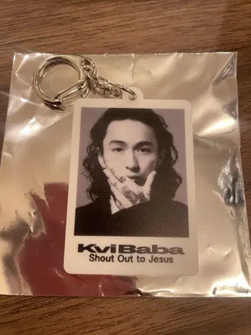 Kvi Baba 키링 Shout Out to Jesus