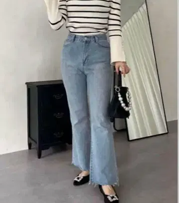 프로즈 베일*PS 사이즈*플레어 데님 팬츠