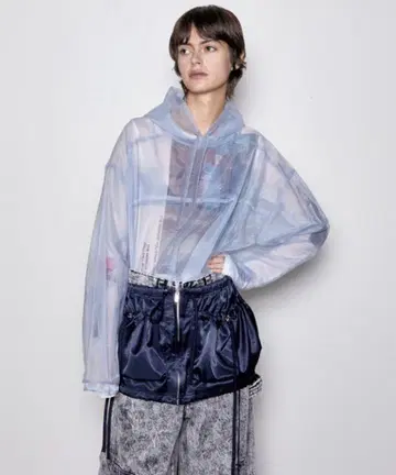 MAISON SPECIAL 시스루 튤 후디 블루