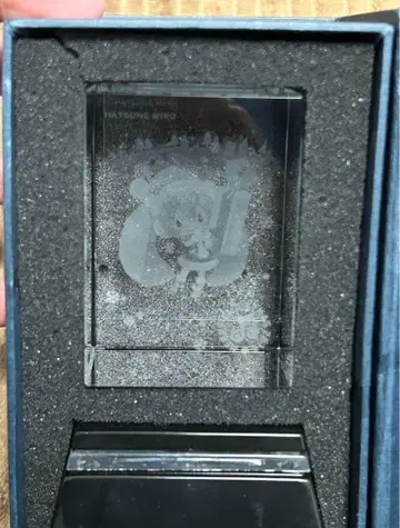 하츠네 미쿠 프리미엄 LED 받침대 부착 크리스탈 아트