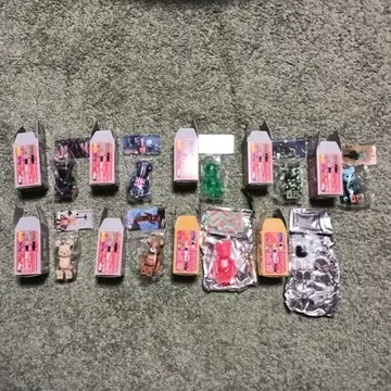 [ 미개봉 ] 베어브릭 시리즈 2 시리즈 3 피규어 9체