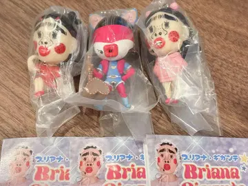 브리아나 기가테 마스코트 볼체인 브리아나 A B D