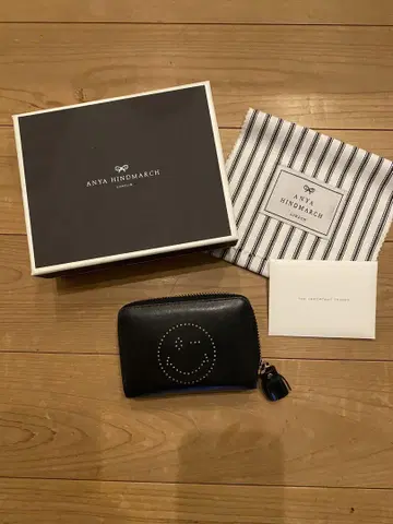 안야 힌드마치 미니 퍼스 새상품급입니다