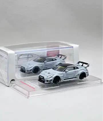 CM MODEL LBWK Nissan 35GT-RR