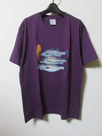 T셔츠 Chaos Fishing Club Sea Bass 로고