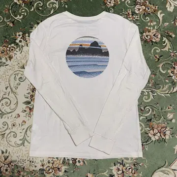 새상품급 Patagonia 롱T
