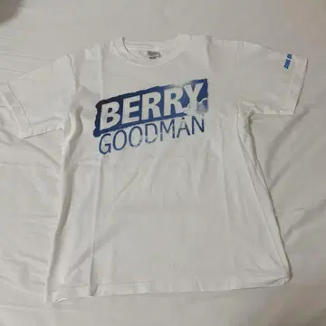 베리굿맨 BERRY GOODMAN 티셔츠 S 사이즈 화이트