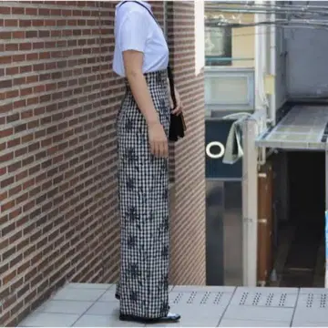 GREED GINGHAM CHECK FLOWER Pants