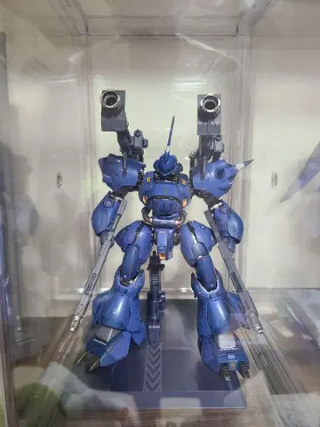 METAL BUILD 캠퍼