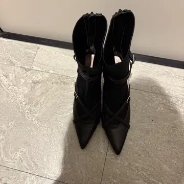 Double Belt Ankle Boots 38