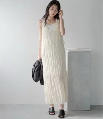 새상품 로리즈팜 크링클 리본 슬리브리스 원피스