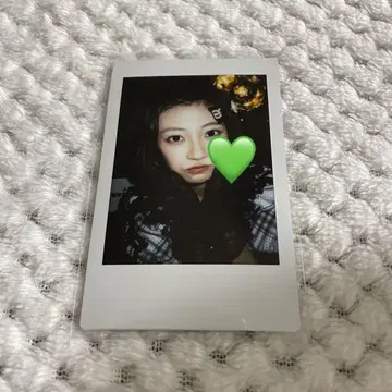 CUTIE STREET 이타쿠라 카나 폴라로이드