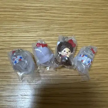 몬치치 x 헬로키티 메지루시 액세서리