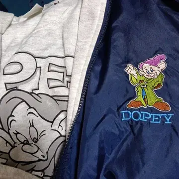 DOPEY 나일론 자켓 후드 부착