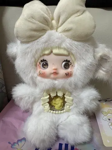 Nommi 승천 화이트 화이트