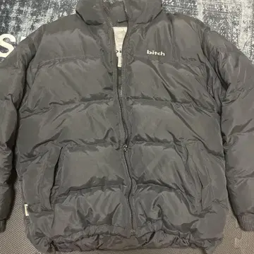 bitch 다운 자켓 블랙