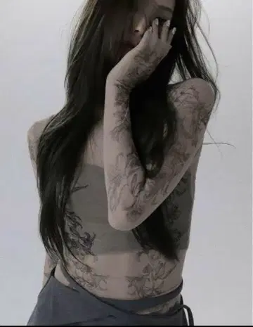 melt the lady lily tattoo tops black