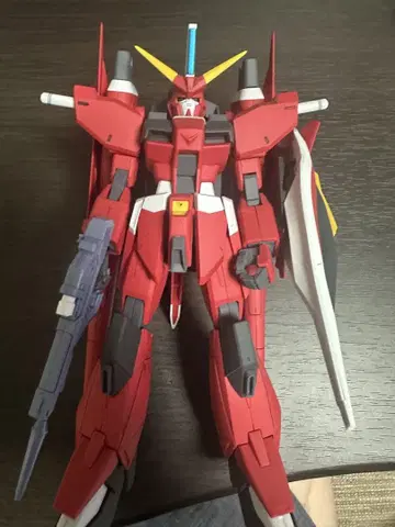 1/100 세이버 건담