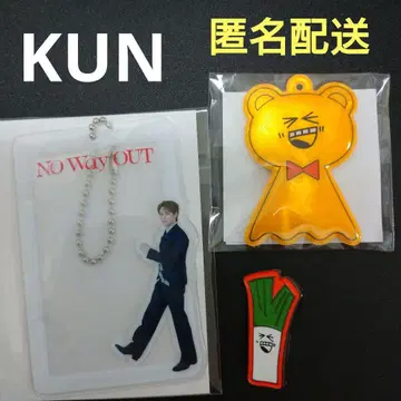 쿤 사진 카드 슬리브 랜덤 핀 배지 네기 kun wayv 웨이션V