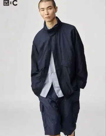 UNIQLO C 라이트웨이트 스탠드 블루종 M 사이즈