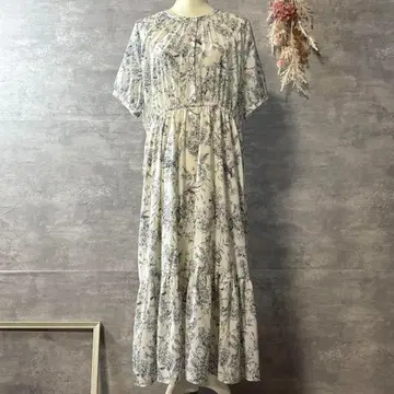 Alotta 선화 터치 꽃무늬 개더 절개 원피스 반팔 빅 사이즈 4L