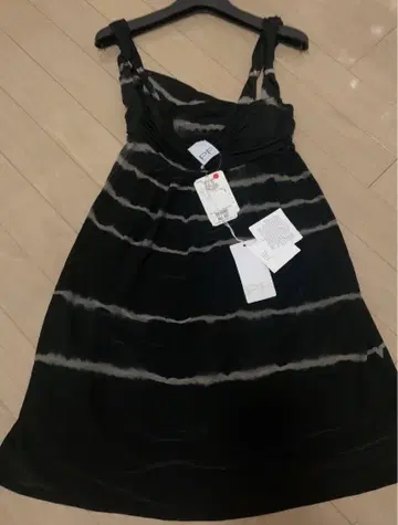파올라 프라니 made in italy 60,900 엔 새상품 미사용