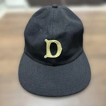 h.w.dog&co 캡