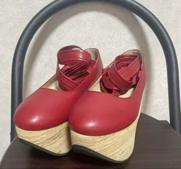 새상품급 로킹 호스 발레리나풍 발레 슈즈 레드 통나무 신발