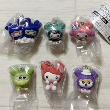 TWICE LOVELYS x SANRIO CHARACTERS 마스코트 참