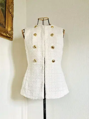 새상품 미사용 ZARA 베스트/트위드 화이트/완판템 XS