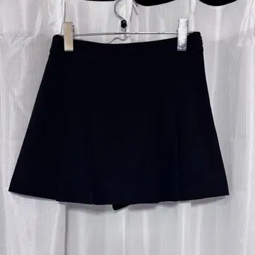 ZARA 미니 스커트