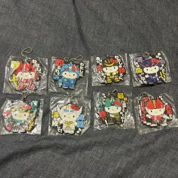 가면라이더 덴오 산리오 헬로키티 러버 스트랩